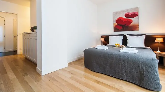 Short Group Balthasar Floris Hotel